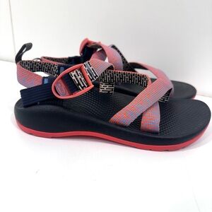 Kids Chaco sandals orange and blue pattern size 4 EUC